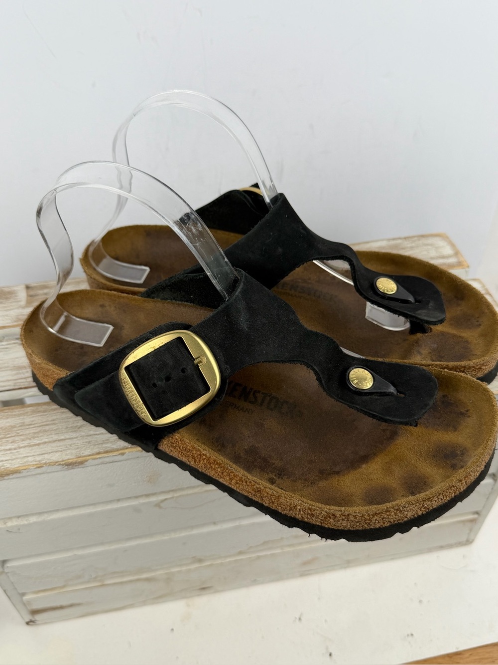 Birkenstock Gizeh Big Buckle sandal in black unisex W9 M7